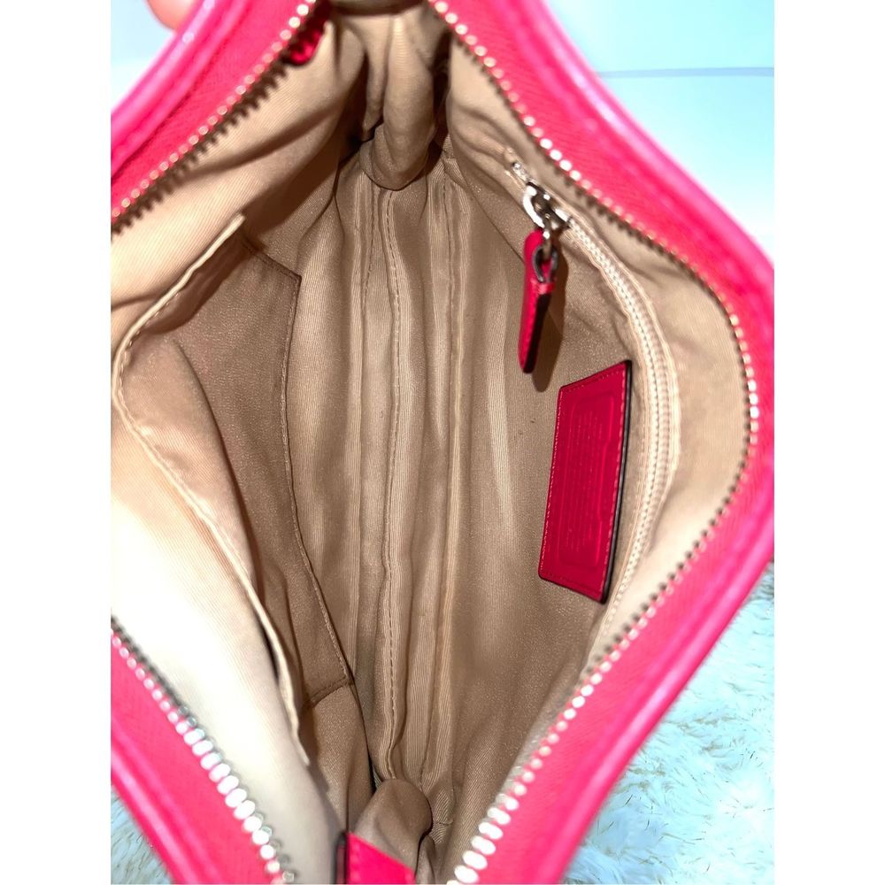 Coach Hobo Handbag Canvas Khaki/Fuchsia Pink Leather In New Condition - Picture 7 of 9
